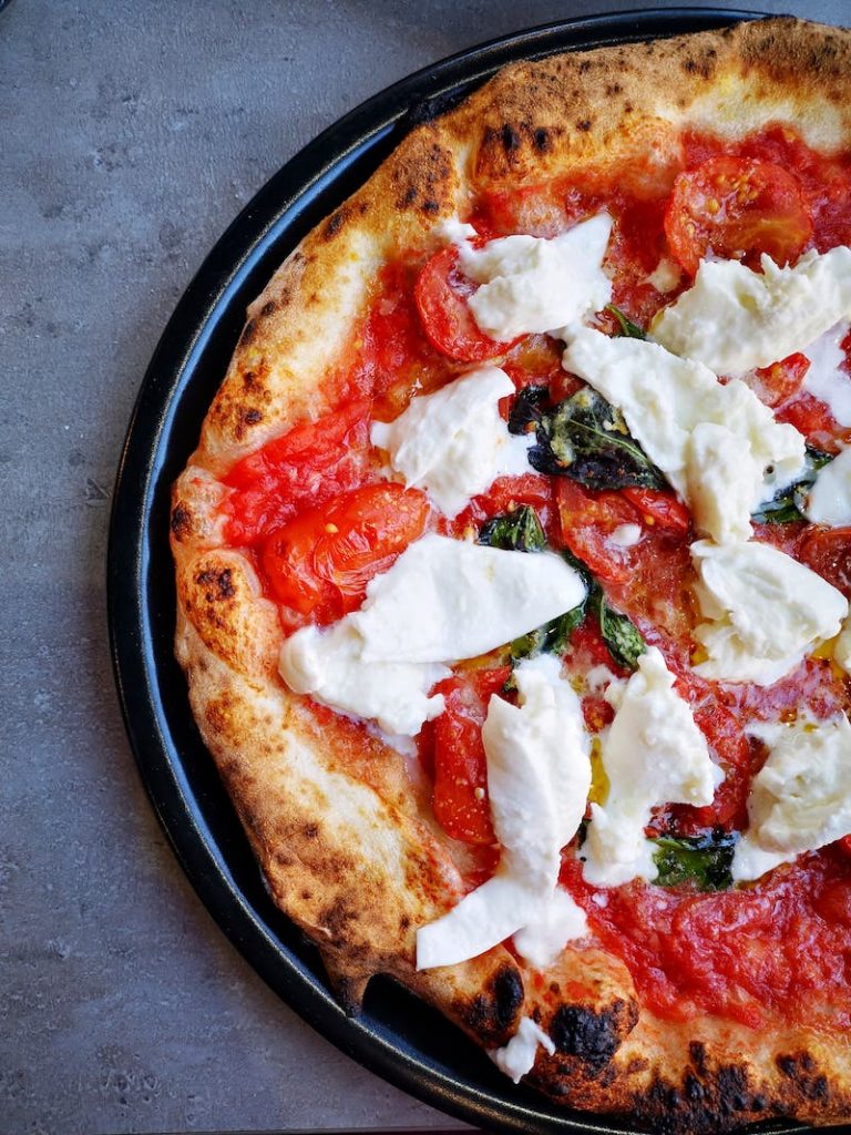 CORANAVIRUS : TOP 10 DES RESTAURANTS OUVERTSguillaume Grasso pizza 15e